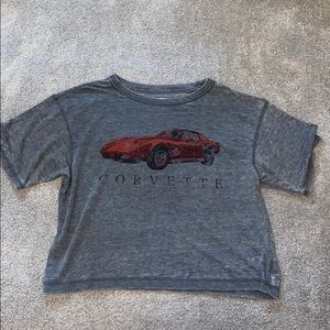 American Eagle gray corvette cropped tee